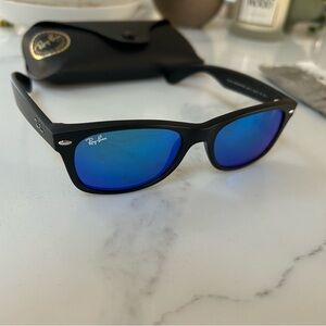 RayBan New Wayfarers - RB2132 - Rubber Black/Grey Mirror Blue Lenses